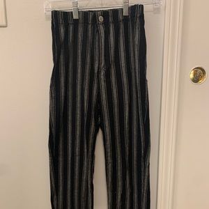 Brandy Melville - Striped Cotton Pants, Cropped - OS - Black and Gray Stripes